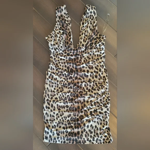 Dress - Picture 1 of 2